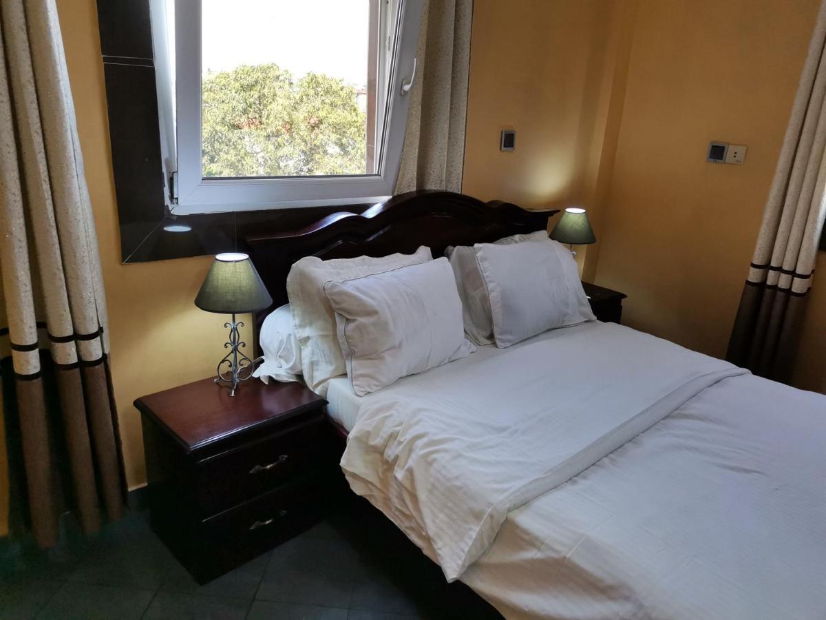 Residence Hoteliere Mb-202 C Дуала Экстерьер фото