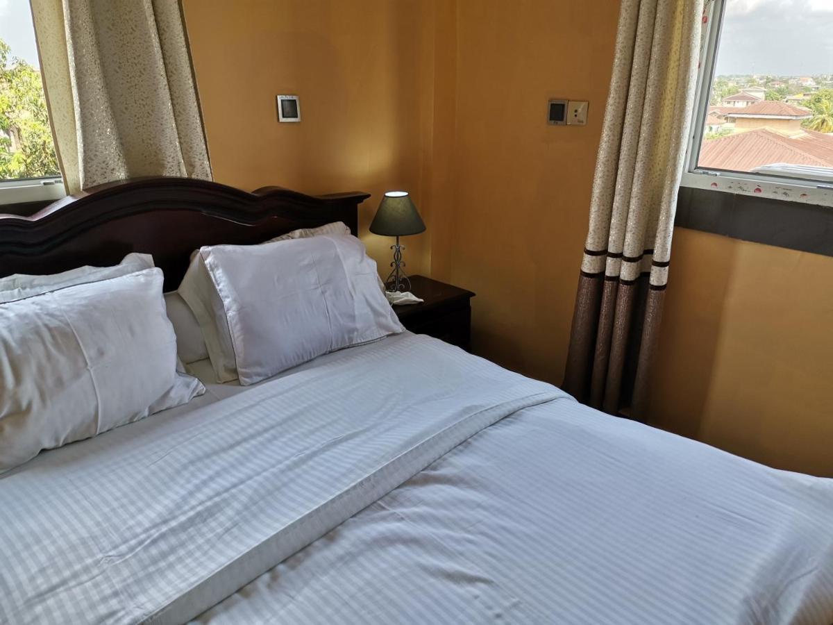Residence Hoteliere Mb-202 C Дуала Экстерьер фото