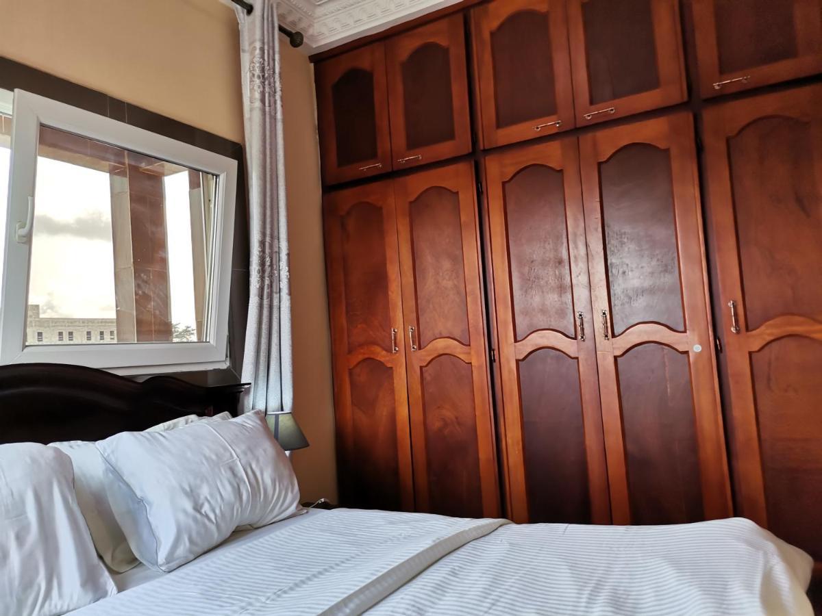 Residence Hoteliere Mb-202 C Дуала Экстерьер фото