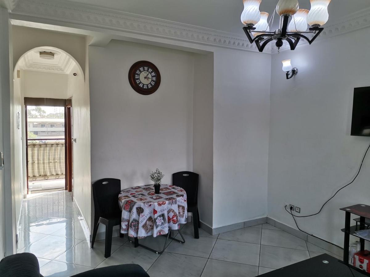 Residence Hoteliere Mb-202 C Дуала Экстерьер фото