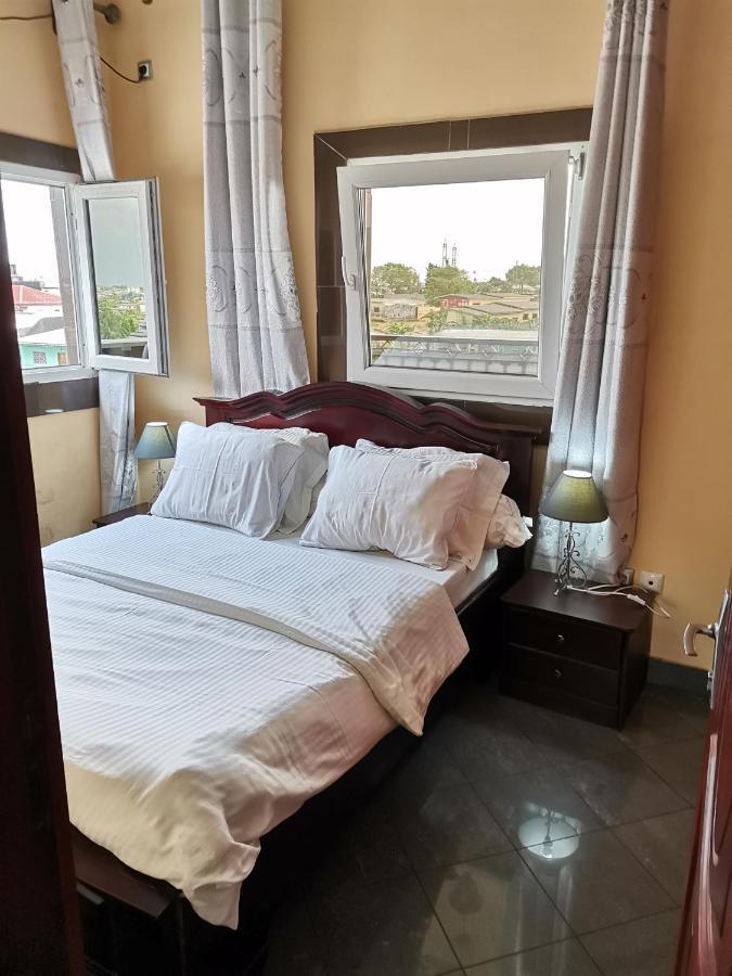 Residence Hoteliere Mb-202 C Дуала Экстерьер фото