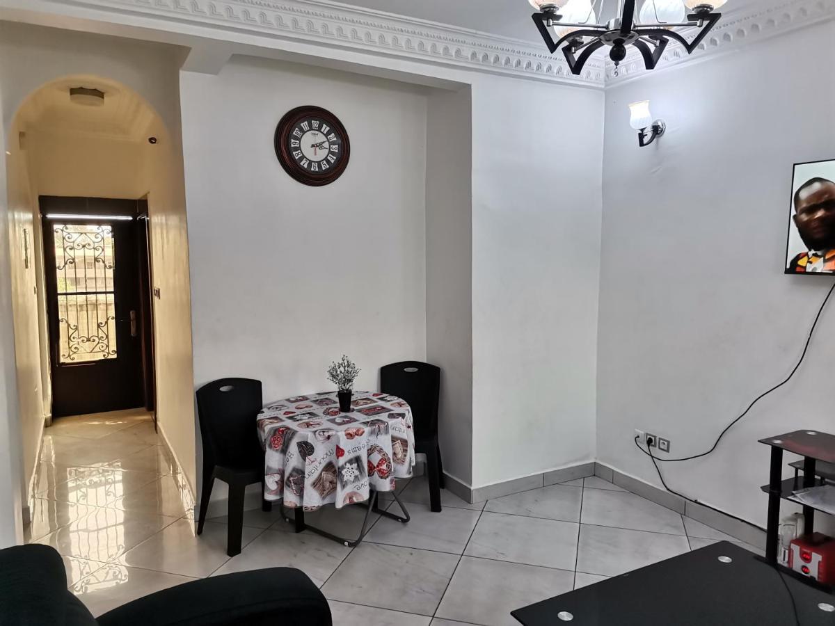 Residence Hoteliere Mb-202 C Дуала Экстерьер фото