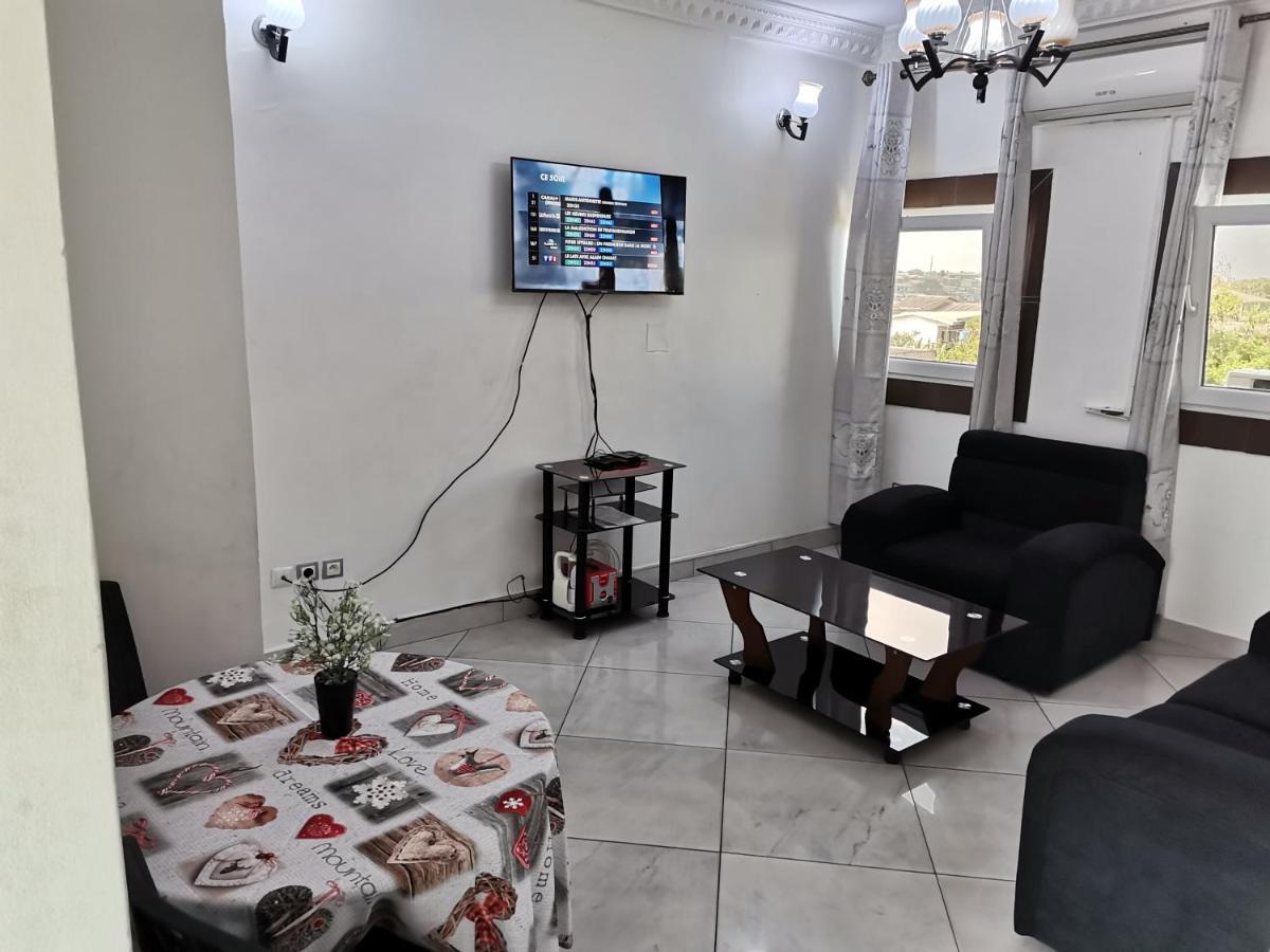 Residence Hoteliere Mb-202 C Дуала Экстерьер фото