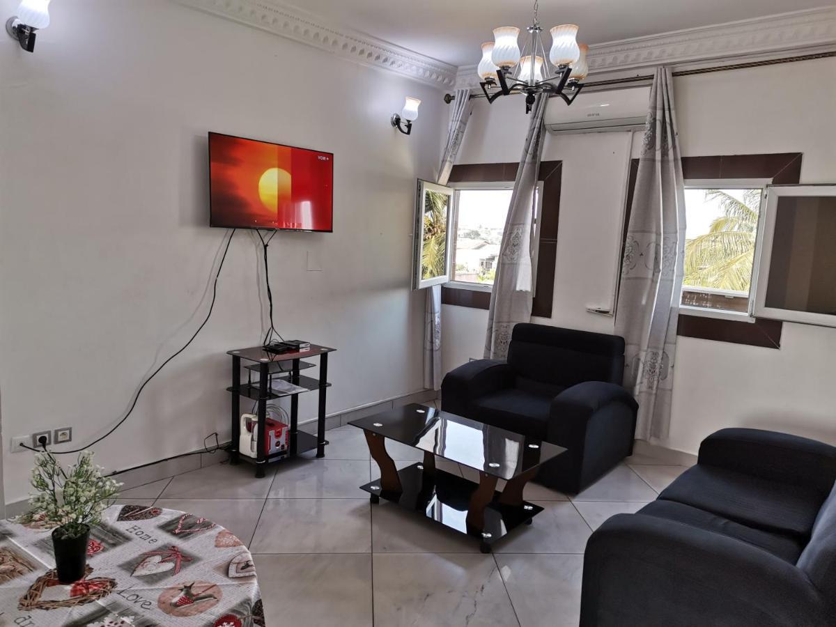 Residence Hoteliere Mb-202 C Дуала Экстерьер фото
