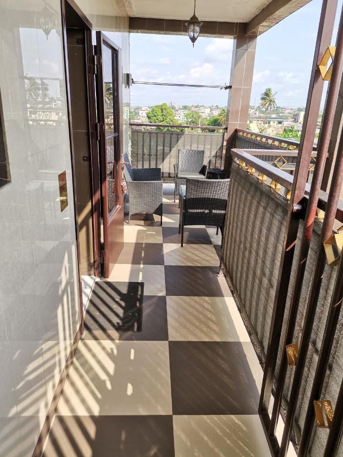 Residence Hoteliere Mb-202 C Дуала Экстерьер фото